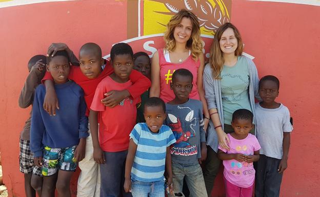 Dos leoneses empleados de La Caixa dedican sus vacaciones a colaborar en proyectos de cooperación internacional