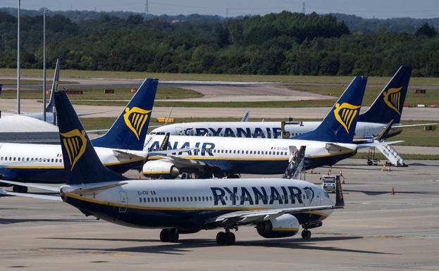 Ryanair despedirá hasta a 512 trabajadores en España tras el cierre de cuatro bases