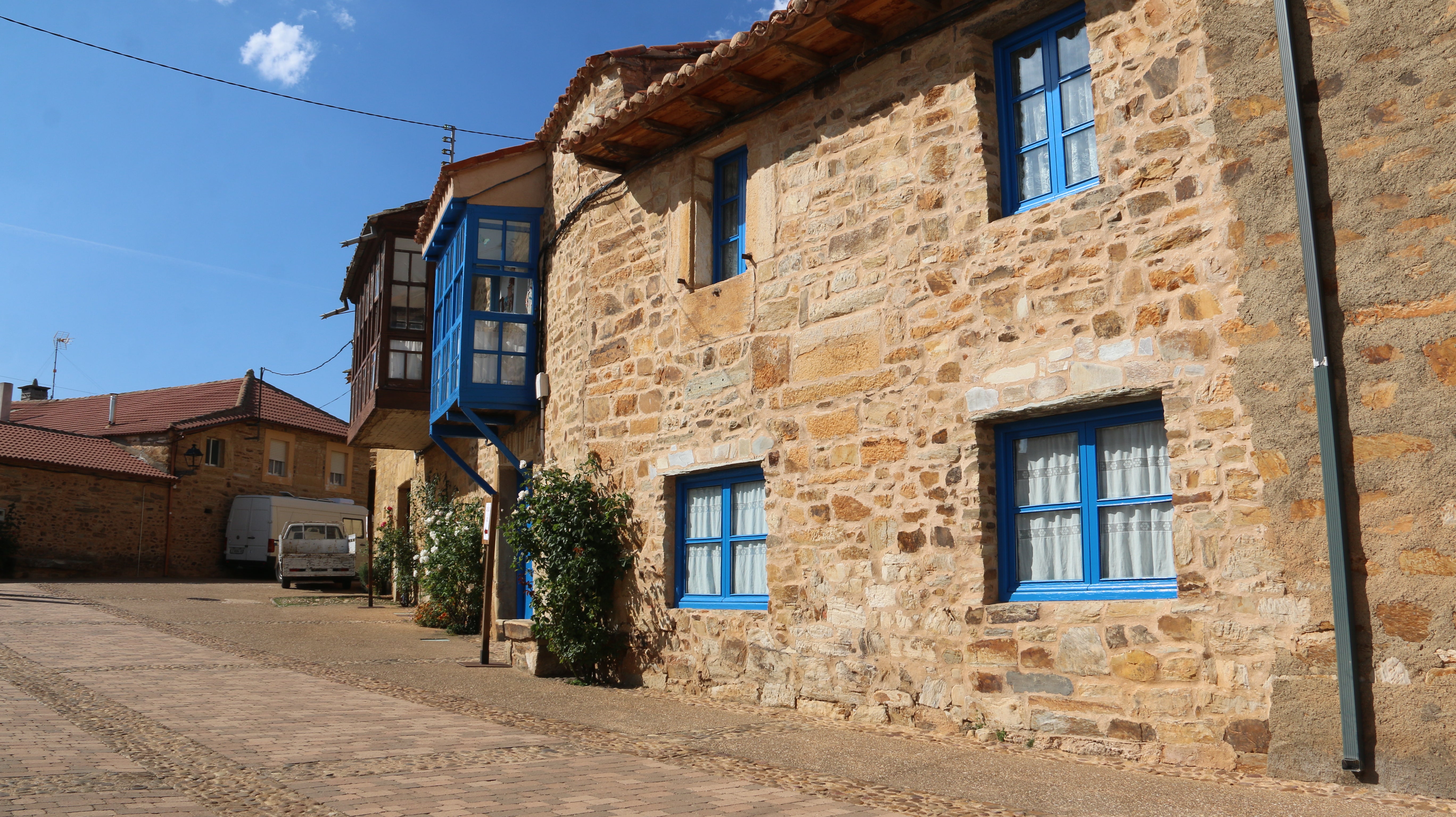 Los patios maragatos de Santa Colomba de Somoza