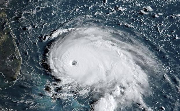 El huracán Dorian azota el noreste de Bahamas y causa grandes inundaciones