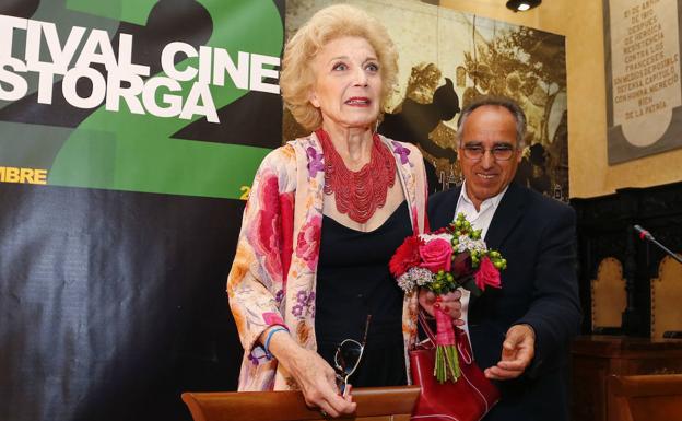 Marisa Paredes defiende a España como «un país de grandes actrices» antes de recoger el premio de honor del festival de cine de Astorga