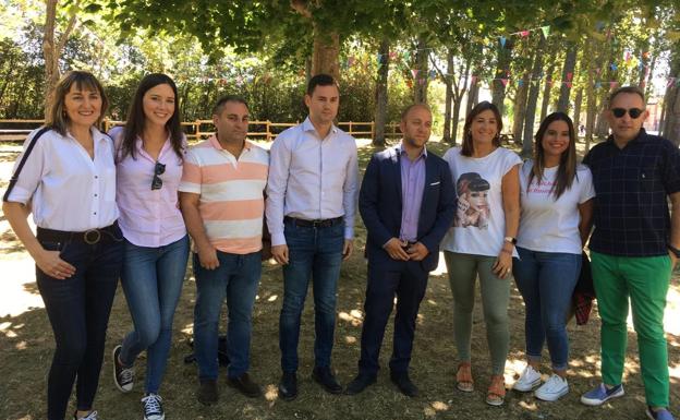 El PSOE critica la propuesta para eliminar el impuesto de sucesiones al considerar que «sólo afecta a los que más tienen»
