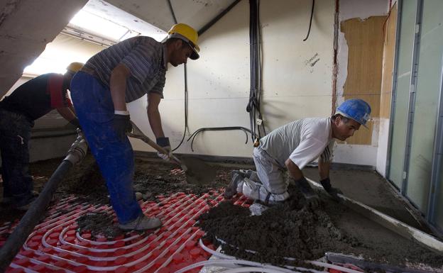 El Ayuntamiento de Valladolid tramita hasta julio más de 200 denuncias por realizar obras sin 'licencia'