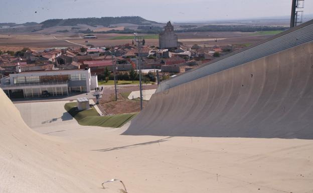 El juez de la trama eólica investigará la denuncia de la Fiscalía por Meseta Ski