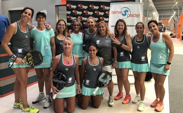 Unas emocionantes eliminatorias de cuartos de final llenan de pádel las instalaciones de Tenis5padel