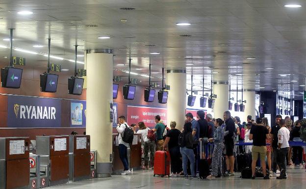 Huelga en los aeropuertos de AENA desde octubre