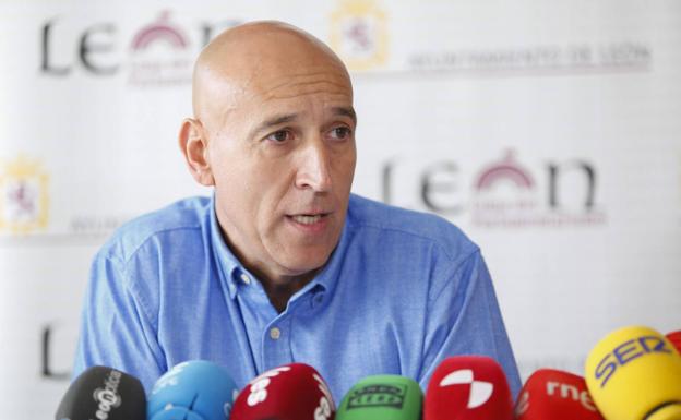 Diez: «León está sucio, muy sucio. Recuperar su imagen tras ocho año de abandono no será fácil»