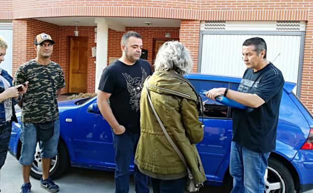 Paralizan el desahucio de un ponferradino en Santo Tomás de las Ollas a la espera de la notificación del juzgado