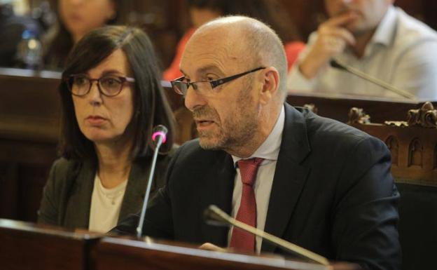 Asturias asegura que el rescate del peaje del Huerna «es imposible» pero negocia precios especiales