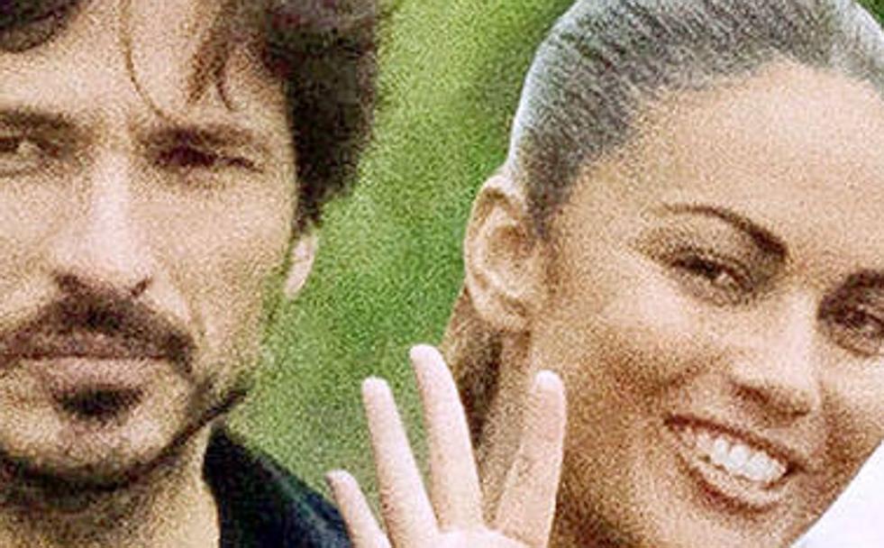 Andrés Velencoso y Lara Álvarez se dejan ver juntos