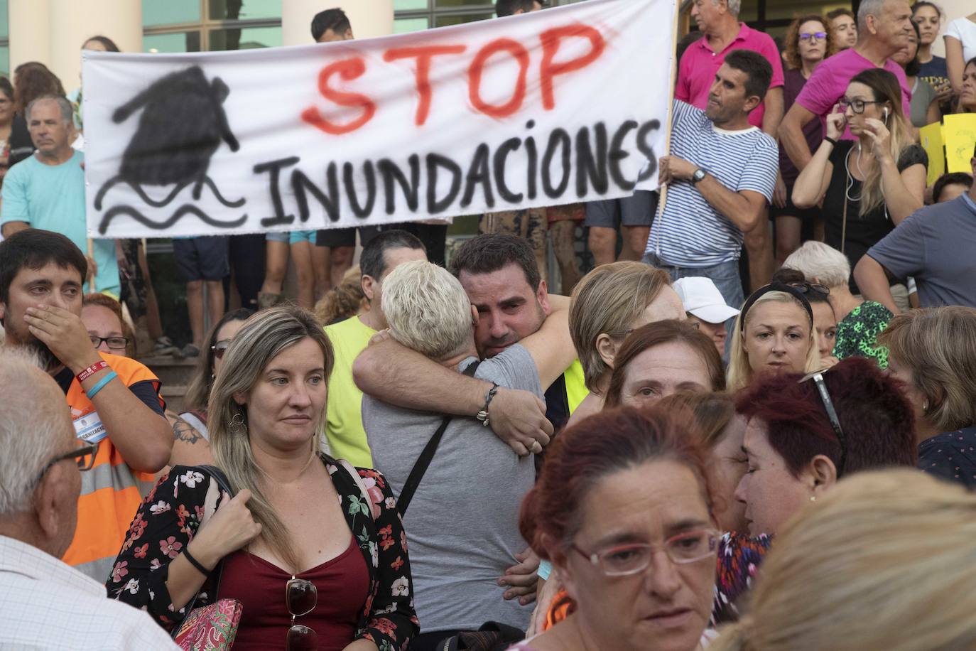 Los militares empiezan a retirarse de las zonas afectadas por la gota fría