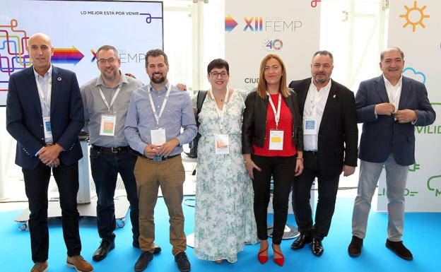 Los alcaldes reivindican una nueva financiación local en la apertura del Pleno de la FEMP