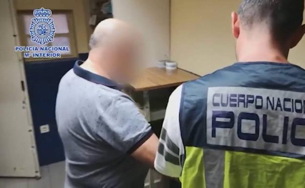 Detenido un sexagenario que robaba a ancianos al salir de bancos o farmacias