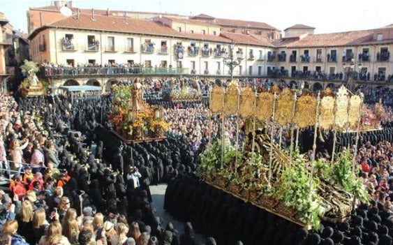 León presentará en Elche sus credenciales para ser sede del Encuentro Nacional de Cofradías