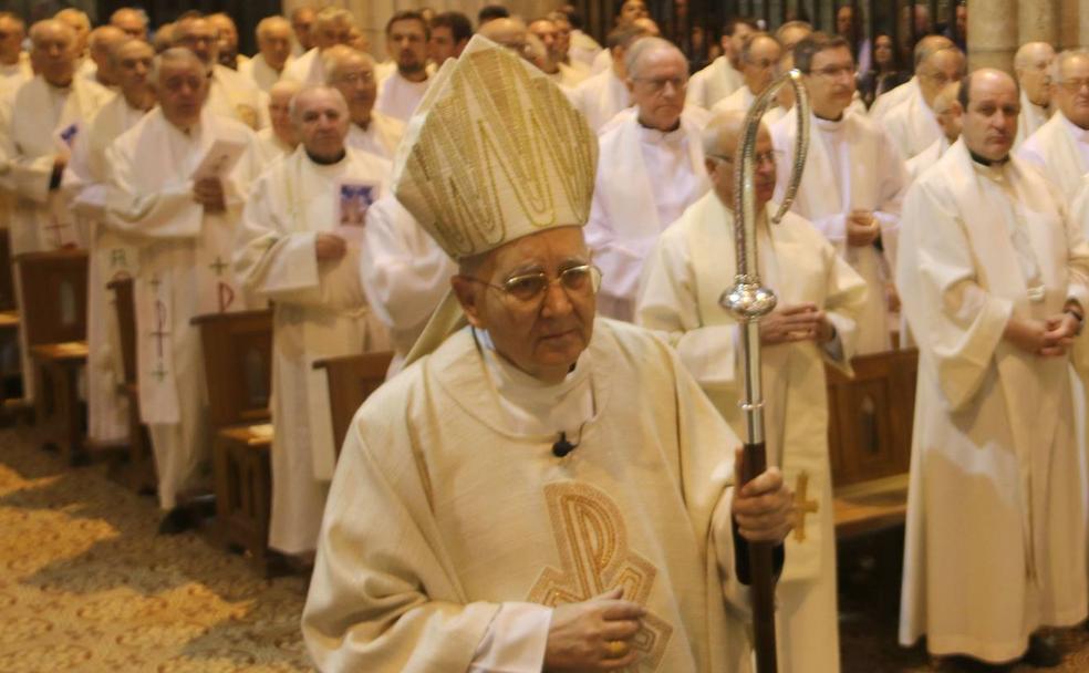 El obispo Julián, un cuarto de siglo de dedicación episcopal