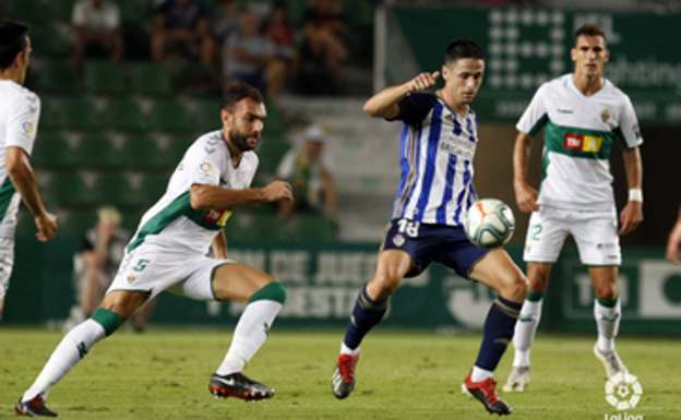 La Ponferradina acaba su racha goleadora en un estadio inexpugnable