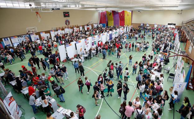 La USAL mantiene 2.800 acuerdos con universidades de los cinco continentes