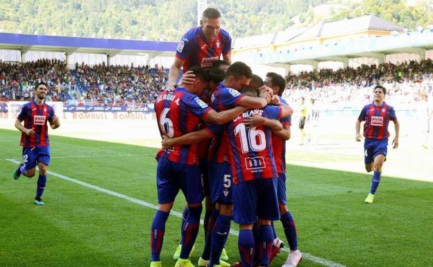 El Eibar pone el juego y los goles ante un Celta que no encuentra el camino