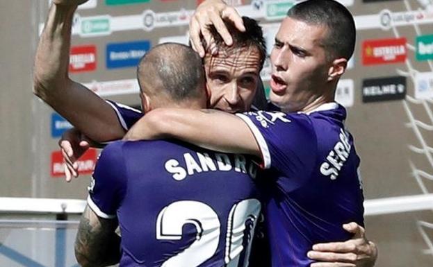 El Valladolid hunde al Espanyol