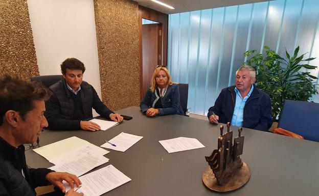 Villaquilambre apoya con 2.500 euros a la asociación de pensionistas 'Alcazaba'