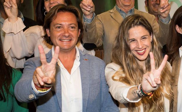 Una diputada de Vox abandona el partido porque es «extremista y homófobo»