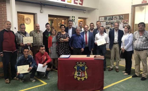 La Junta clausura el programa de formación mixta 'Perix IV' en La Bañeza con una inversión superior a los 200.000 euros