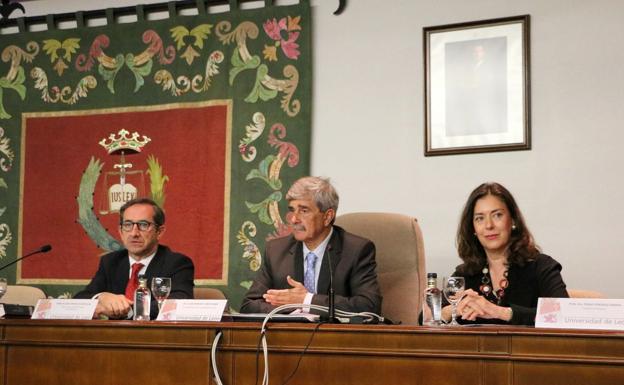 120 expertos internacionales en derecho procesal y pruebas electrónicas se citan en la ULE