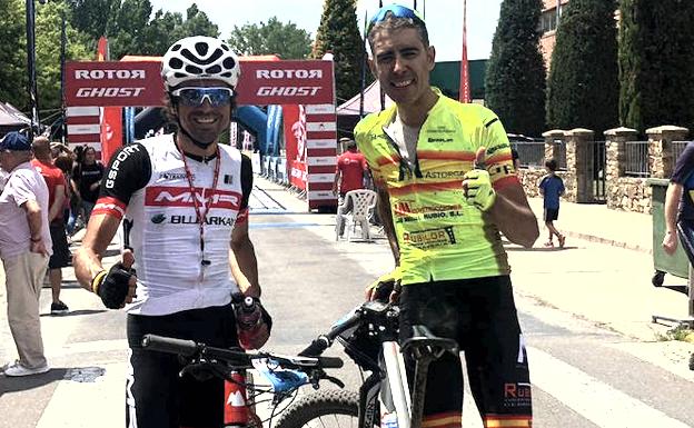 El Ciudad de Astorga cierra un gran año con Cavero como baluarte del equipo