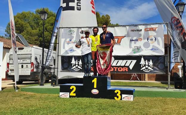 Víctor Rodríguez 'Moncho', tercero en el Campeonato nacional de Slalom de paramotor