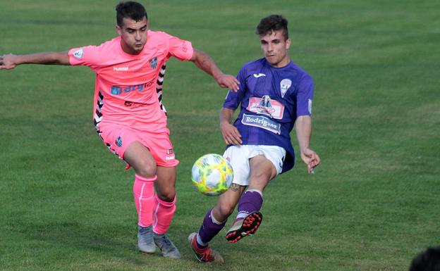 La Bañeza celebra el primer triunfo de la temporada en casa