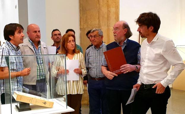 La historia del 'El Juego de la Oca' a través de medio centenar de tableros ya está en Mansilla de las Mulas