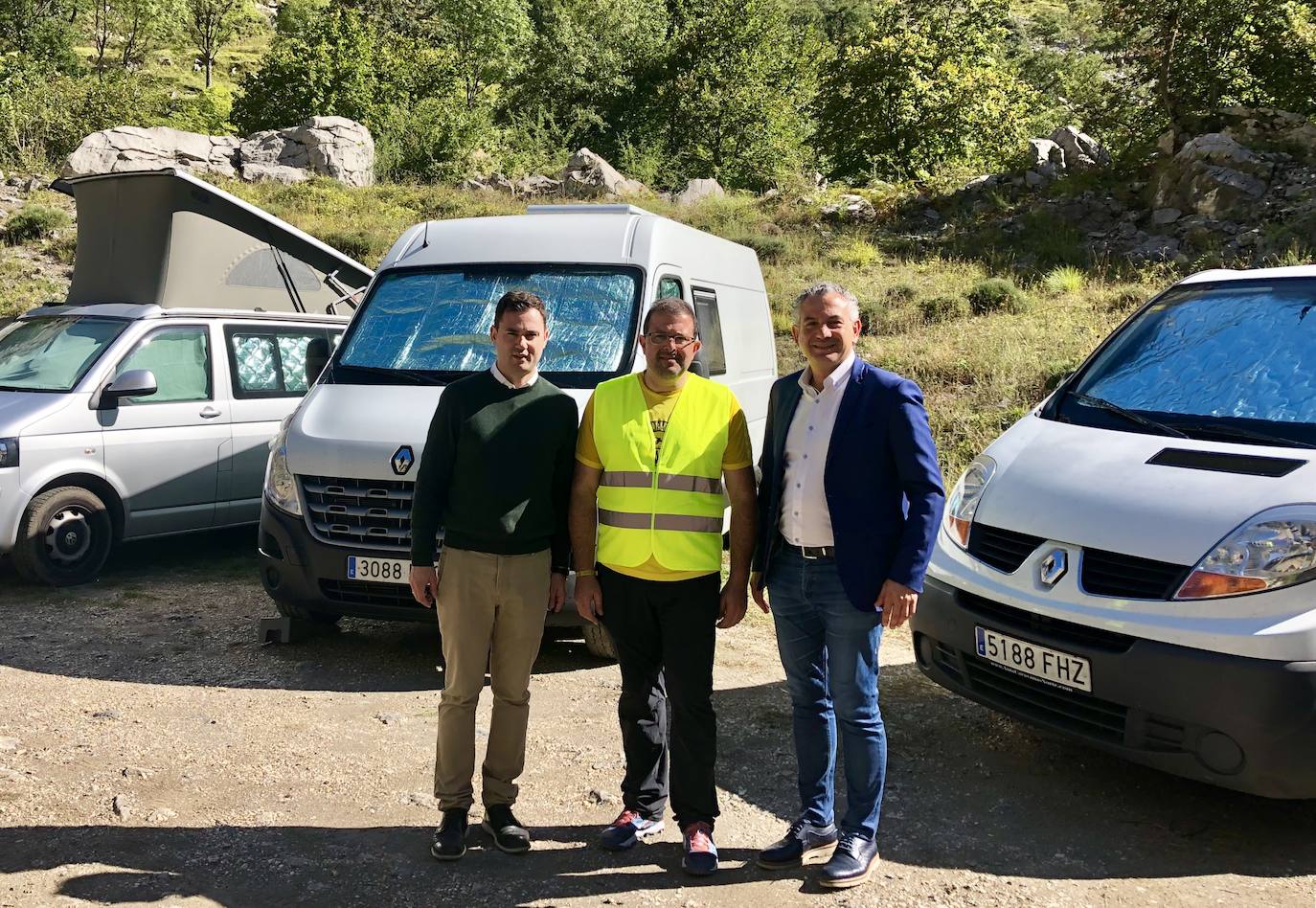 El PSOE de León reclama en Caín las infraestructuras necesarias para el adecuado desarrollo turístico del Parque Nacional de Picos de Europa