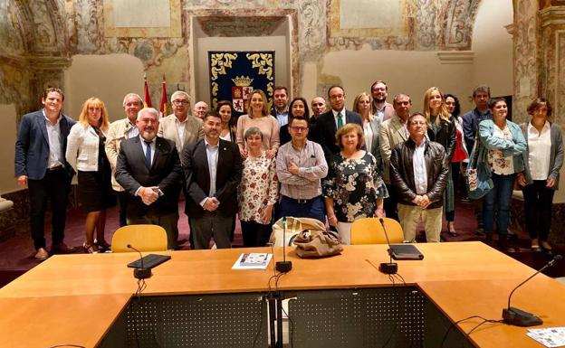 Turismo compromete gestiones para mejorar las telecomunicaciones en la Tebaida Berciana