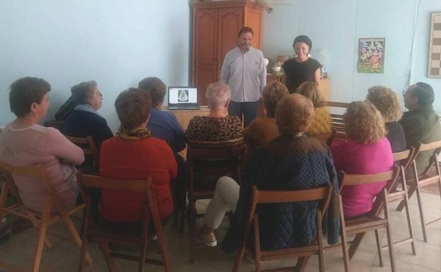 La Bañeza celebra un Taller de Objetos imposibles