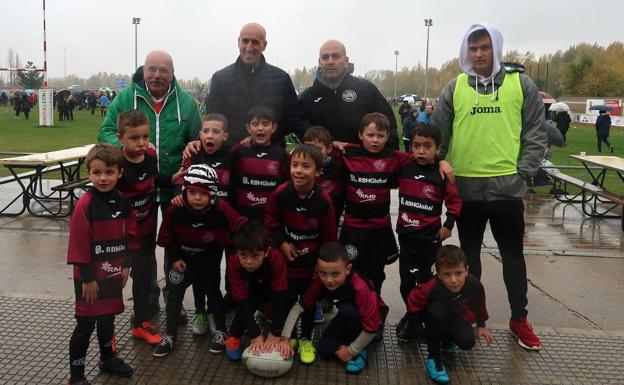 Más de 600 niños disfrutan del rugby en León