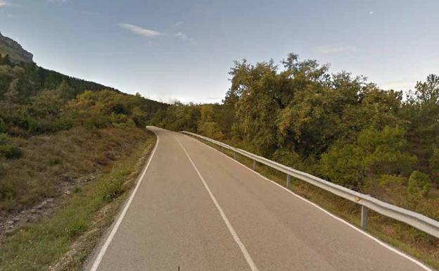 Fallece un ciclista de 42 años tras ser atropellado en la localidad burgalesa de Valle de Mena