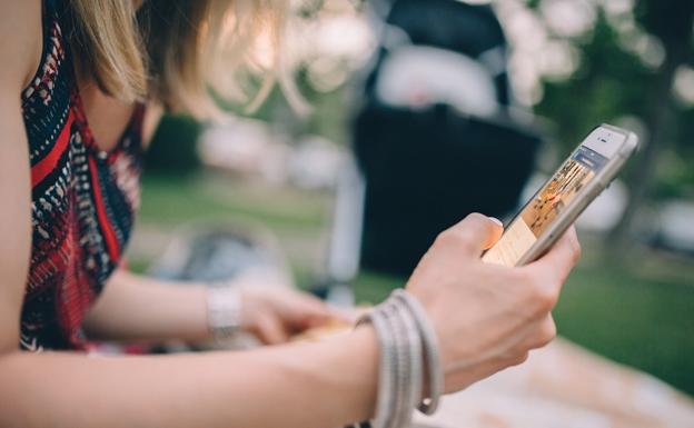 Los adolescentes leoneses pasan 803 horas al año conectados a Internet