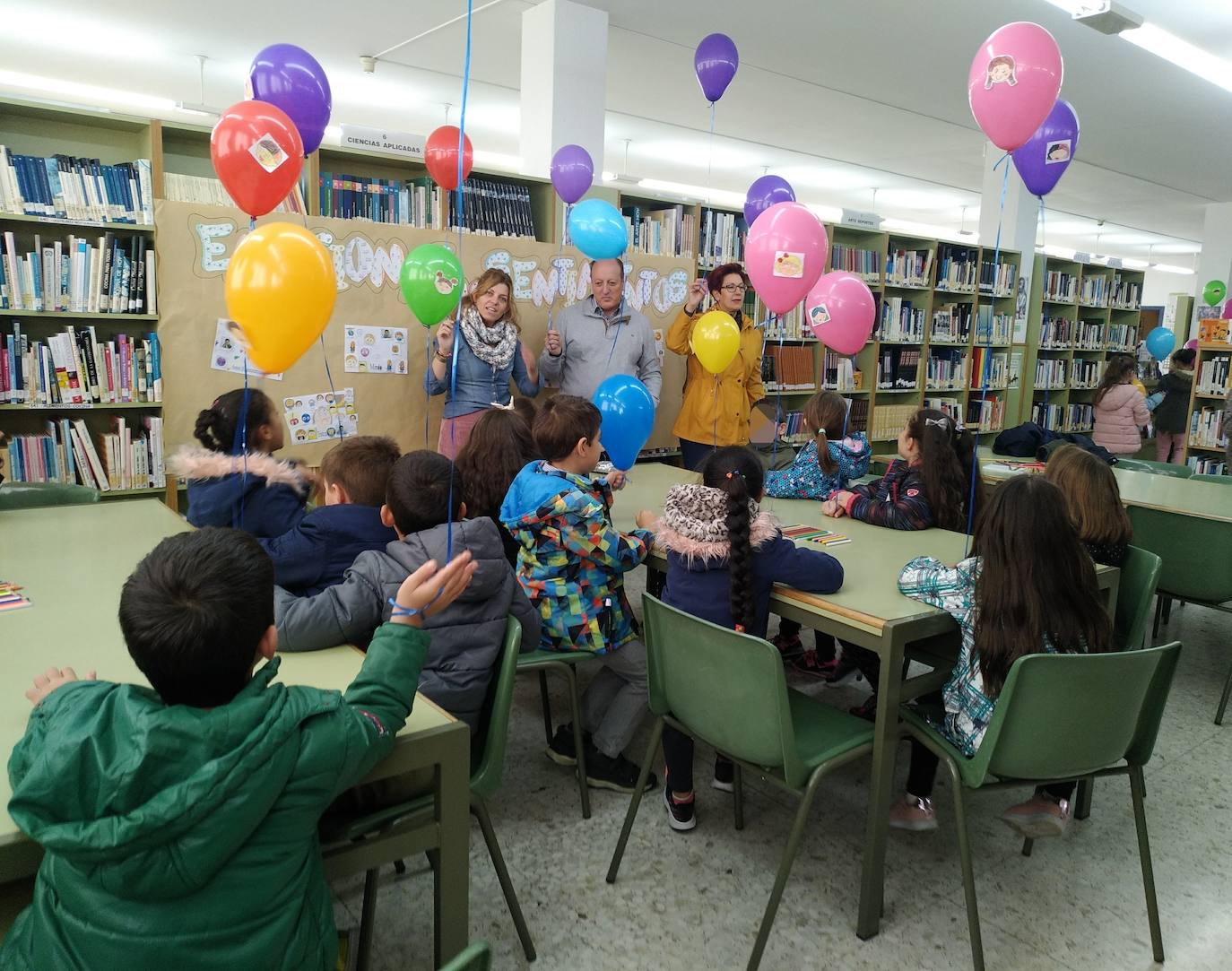 Las bibliotecas de San Andrés celebran su día con actividades para fomentar la lectura entre escolares