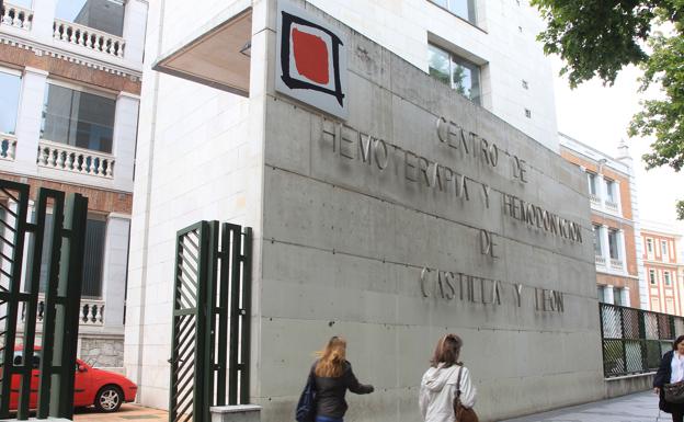 La Junta de Castilla y León financia un entramado de empresas y fundaciones con 600 nóminas