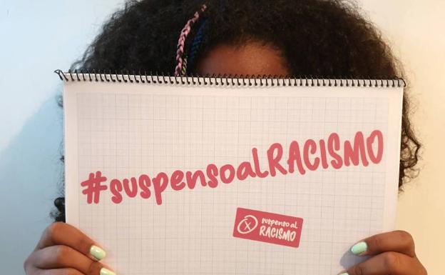 Multa pionera a la Administración por acoso racista a una niña en el colegio