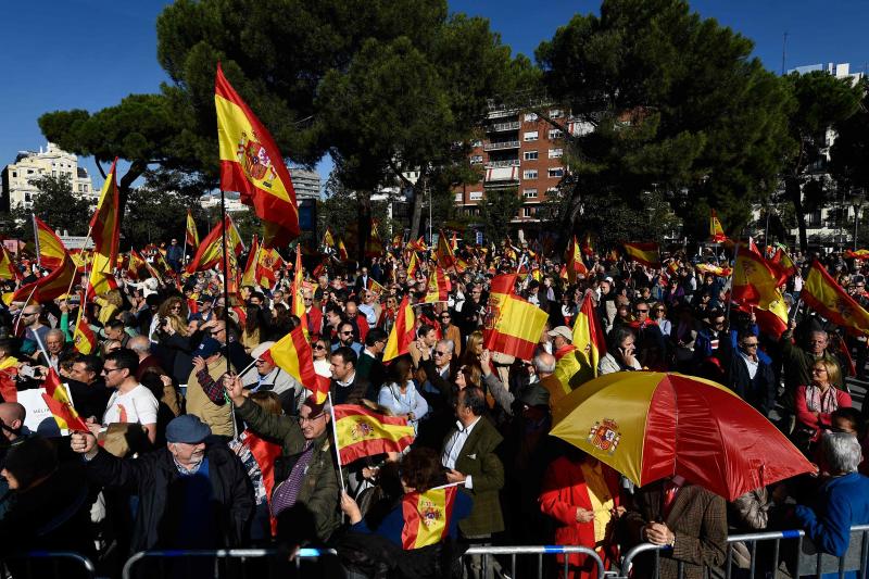 Abascal acusa al PP y Ciudadanos de «andar con paños calientes» ante el independentismo