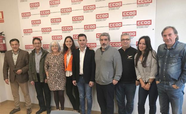 El PSOE apuesta ante CCOO por el desarrollo de Torneros y Villadangos