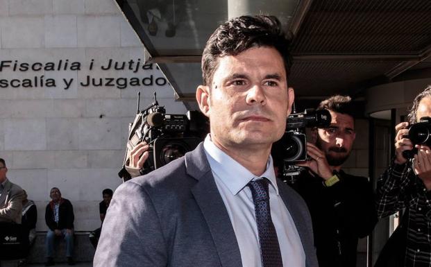 Javier Sánchez podría vender su herencia de Julio Iglesias