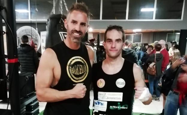 Kike Presa boxea en Barcelona