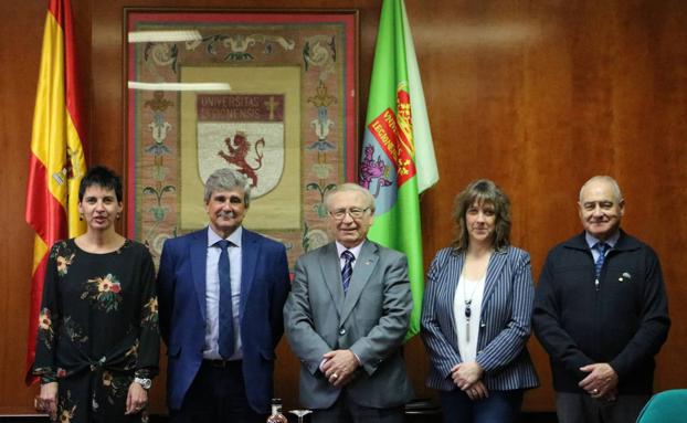 La ULE Y la Hermandad de Donantes de Sangre acuerdan impulsar y fomentar la donación