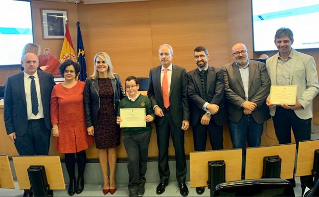 Dos alumnos leoneses, finalistas en el concurso nacional de la Agencia Tributaria 2019