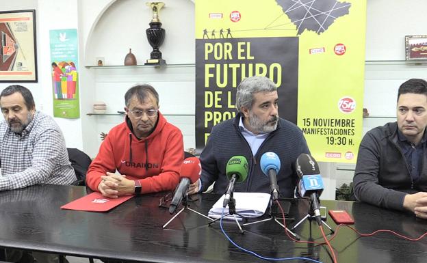 UGT y CCOO exigen a Gobierno y Junta «sacar del pozo a esta provincia» y amenazan con un «conflicto automático»