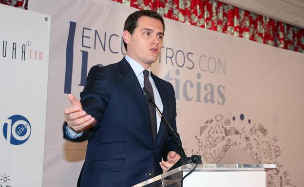 Albert Rivera Díaz, un político con los pies en la tierra y la mirada en el cielo