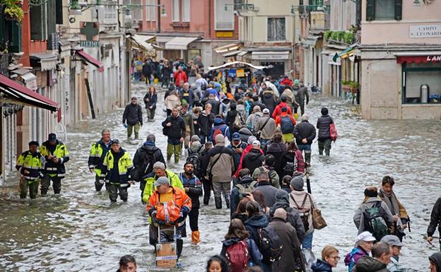 El mal tiempo no da tregua a Venecia, se temen nuevas mareas altas