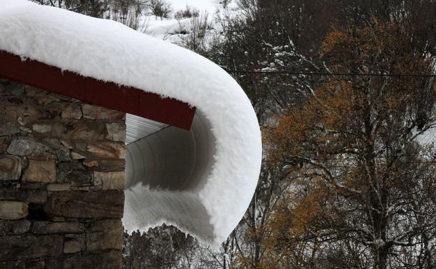 Regresan los avisos por nieve a León, con hasta 8 cm en zonas de montaña